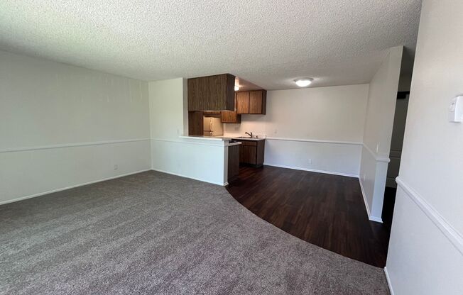 1 bed, 1 bath, 737 sqft, $2,150, Unit 042