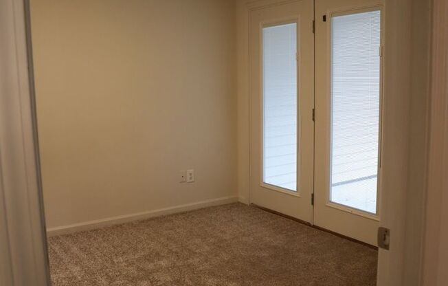 1 bed, 1 bath, 671 sqft, $1,379, Unit 28-28107