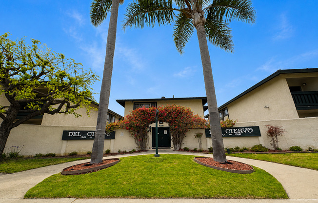 1 bed, 1 bath, 653 sqft, $2,045, Unit 45