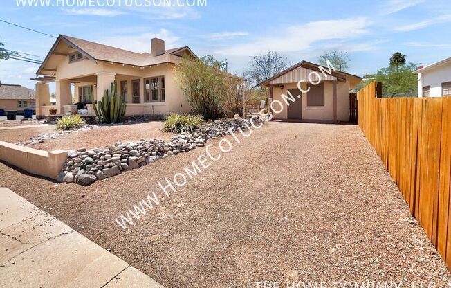 222 E 4 GUEST HOUSE ST