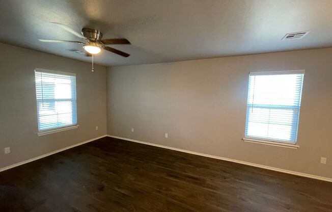 2 beds, 2 baths, $1,195