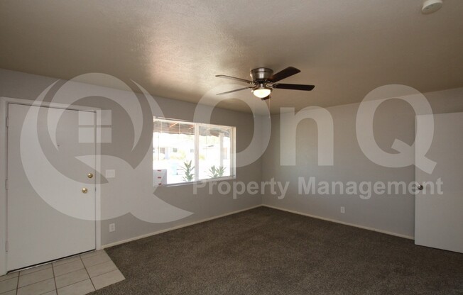 2419 W DIANA AVE