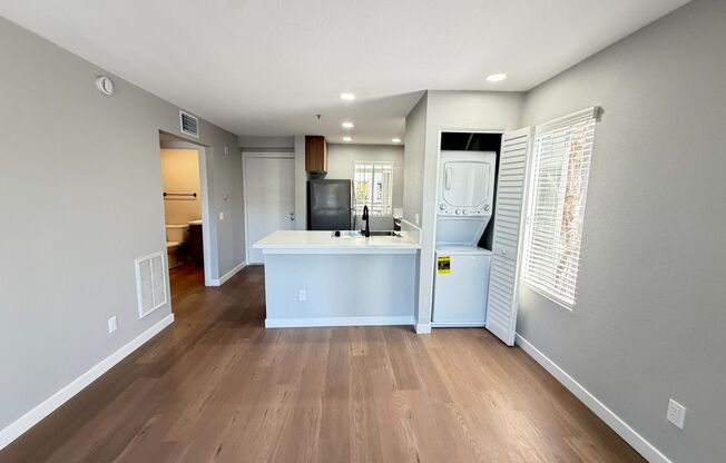 1 bed, 1 bath, 495 sqft, $2,675, Unit B-230