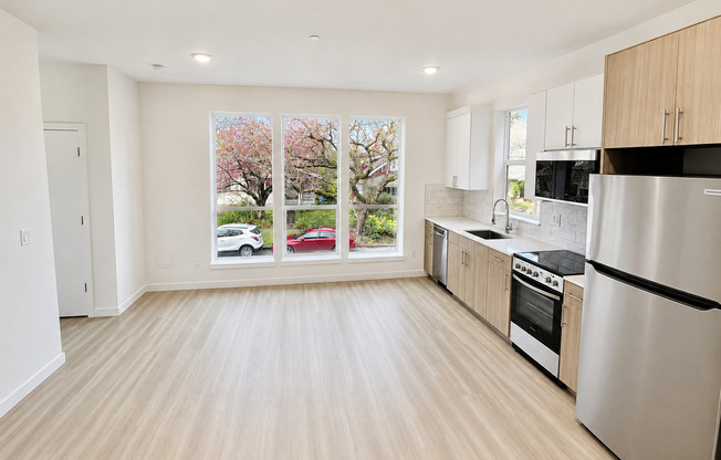 **Move-In Special: 4 WEEKS FREE RENT Upon Move-In!** | New Construction Luxury Apartments|