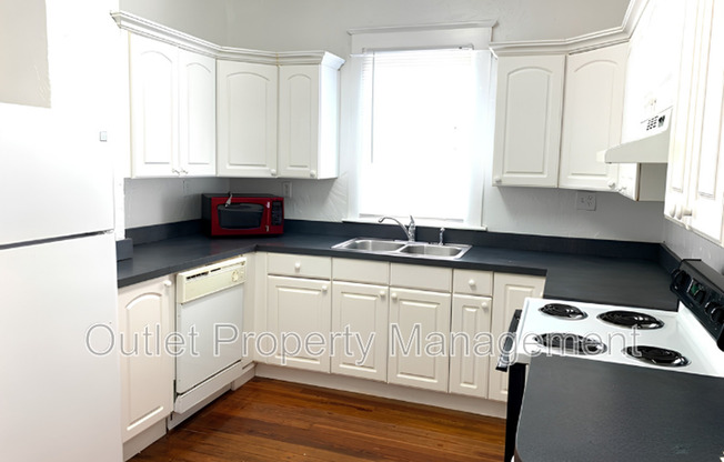 307 E LIVINGSTON ST