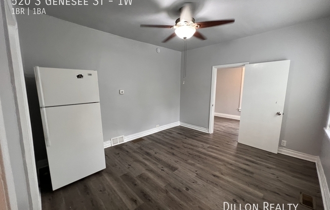 520 S GENESEE ST