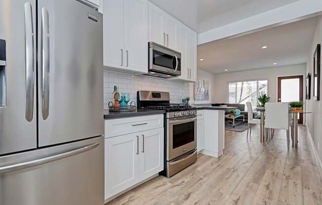 2 beds, 1 bath, 890 sqft, $3,275, Unit 717- 18