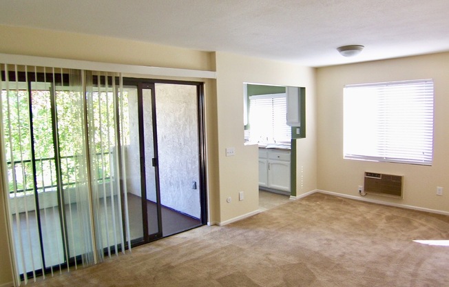 Delightful Upper Unit Mira Mesa Condo Located In The Villas At Westmore