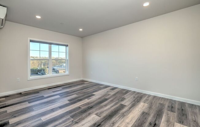 1 bed, 1 bath, 740 sqft, $2,200, Unit Apt 1203