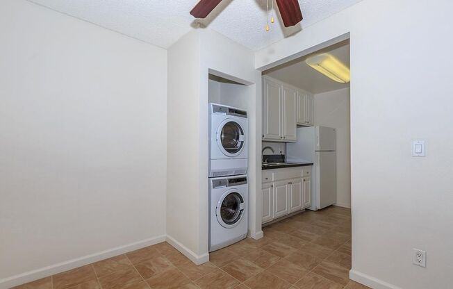 Studio, 1 bath, 510 sqft, $1,974, Unit Unit 36
