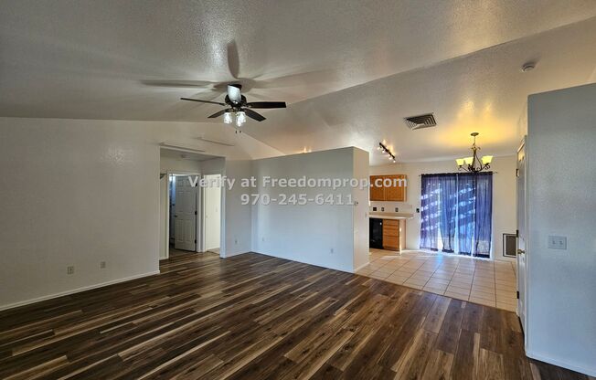 Well maintained maintained 3 bedroom 2 bath home in Fruita CO