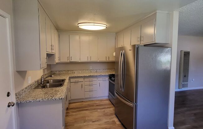 3 beds, 2 baths, 1,500 sqft, $2,200, Unit 4482