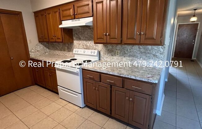 2 beds, 2 baths, $985