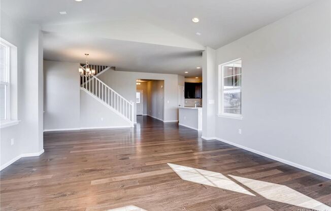4 beds, 3.5 baths, $3,595