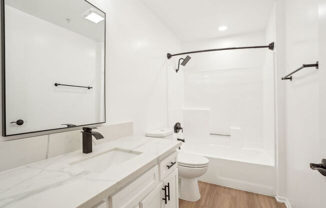 1 bed, 1 bath, 700 sqft, $1,748, Unit 214