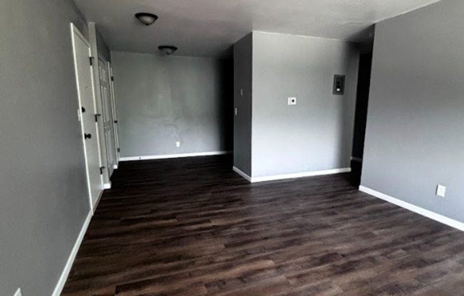 1 bed, 1 bath, $895, Unit 1601 #1