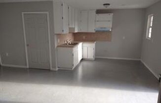 2 beds, 1 bath, $755