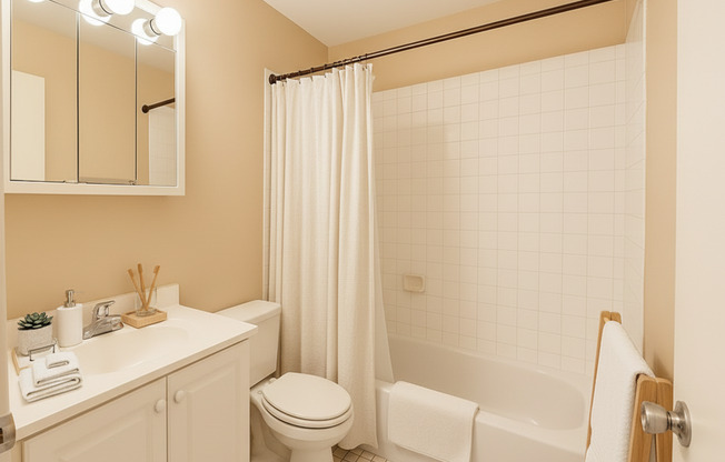 Experience Cozy Living in Our One-Bedroom Condo in New Hope for $1,235!