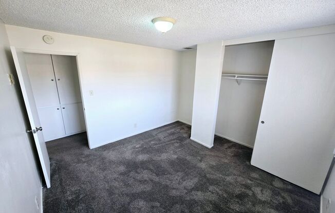 2 beds, 1 bath, 850 sqft, $1,950, Unit 18