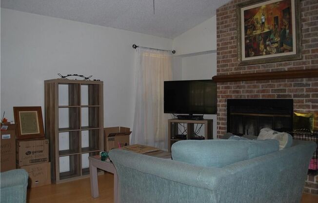 2 beds, 2 baths, $1,795