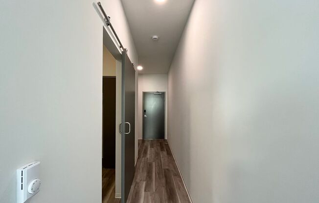 1 bed, 1 bath, 440 sqft, $1,327, Unit 223