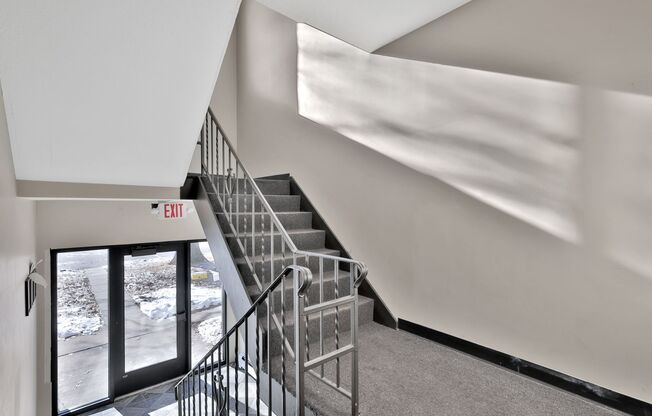 1 bed, 1 bath, $1,381, Unit 106