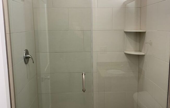 Studio, 1 bath, $1,550, Unit 16-8