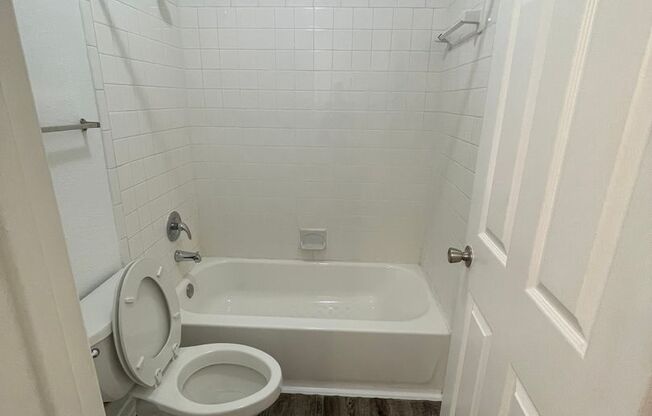 1 bed, 1 bath, 710 sqft, $1,025, Unit 154