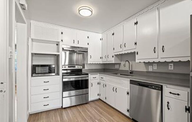 Stylish 4-Bed Home with Finished Basement!
