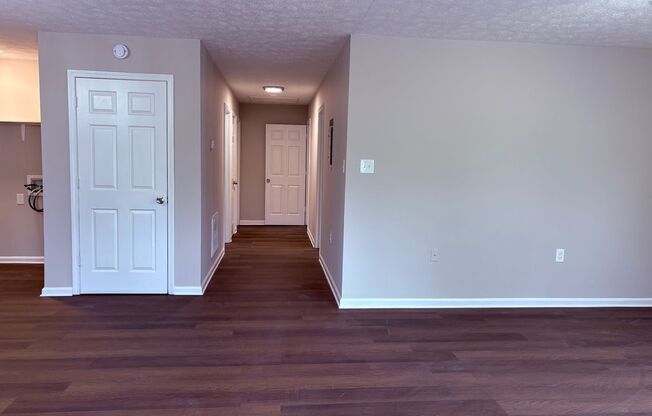 ***MOVE IN SPECIAL*** 1/2 OFF FIRST MONTHS RENT Newly renovated, 3 bedroom, 1 bathroom single family home in Griffin! Must see!