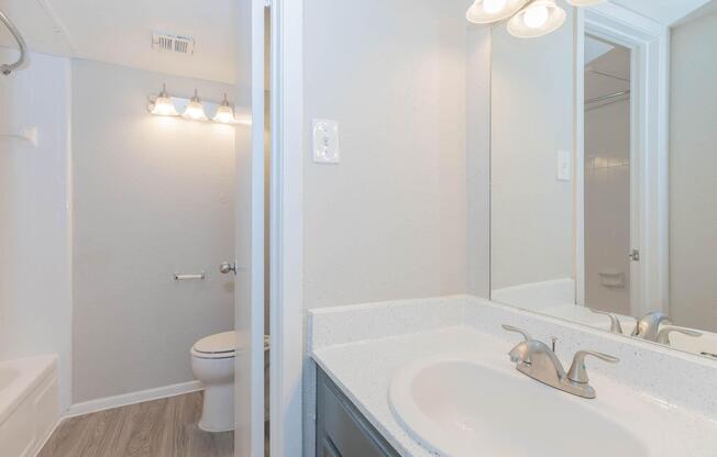 2 beds, 2 baths, 1,011 sqft, $1,199
