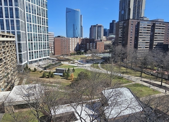 1 bed, 1 bath, 802 sqft, $3,150, Unit 10J