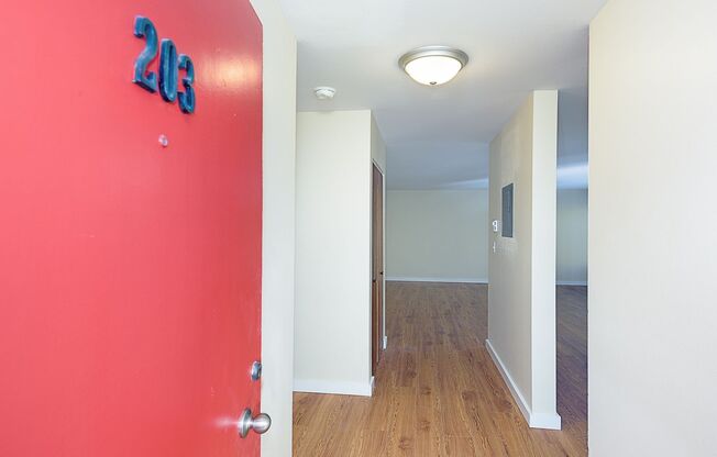 Waytcliff Apartments
