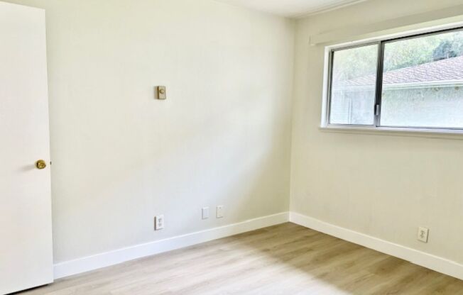 2 beds, 1 bath, $2,345