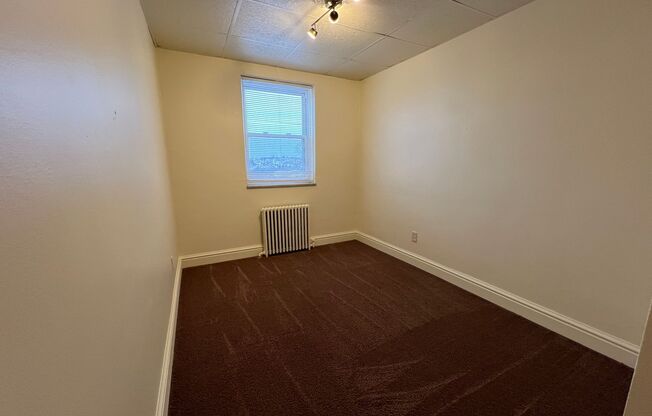 (640) Southcrest Heights Apartments