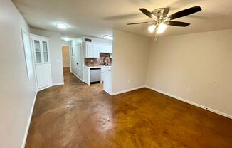 1 bed, 1 bath, $900, Unit #8