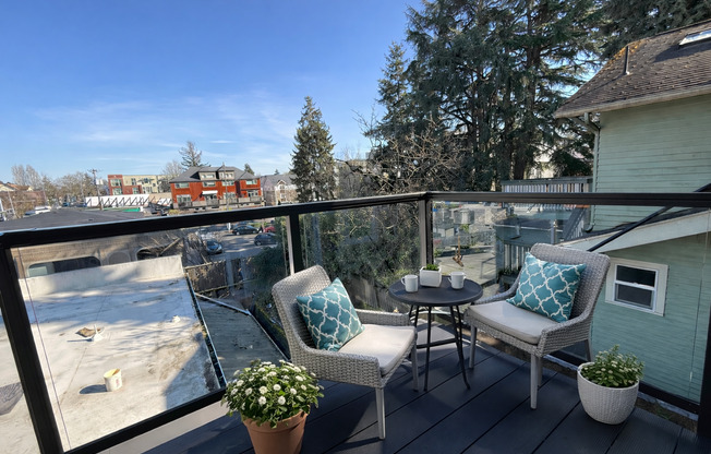 Studio, 1 bath, 329 sqft, $1,595, Unit 309