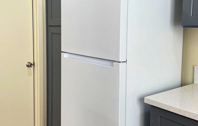 MOVE-IN READY 3BR/2.5BA SINGLE FAMILY HOME IN LAS VEGAS