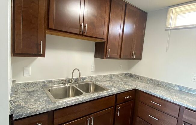 Studio, 1 bath, 420 sqft, $999, Unit 2322-4