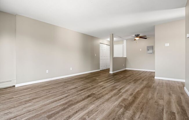 1 bed, 1 bath, 725 sqft, $1,099, Unit 112