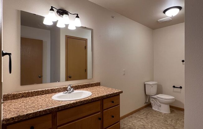 3 beds, 2 baths, 1,319 sqft, $1,630, Unit ML 525-10