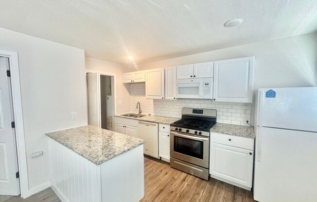411 - 413 Prairie Rd.