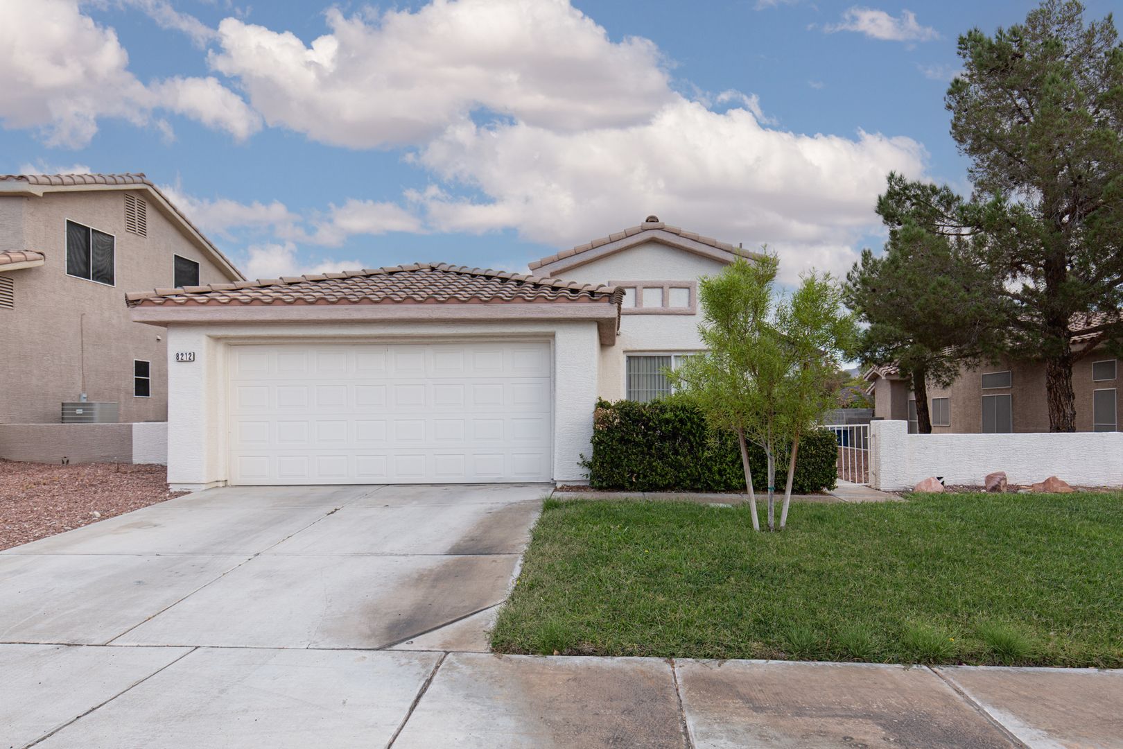 Single story NW home near 95/215