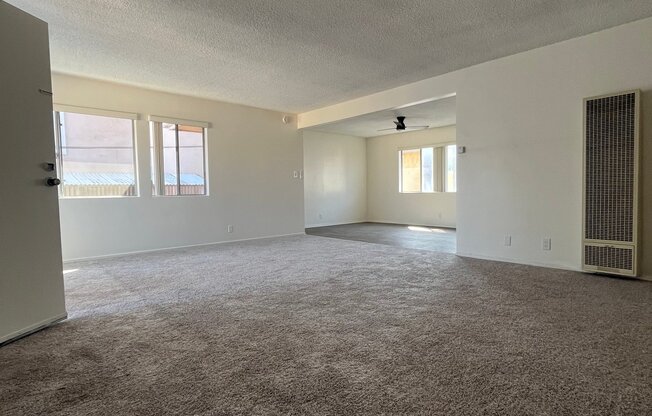 2704 GRAHAM AVE