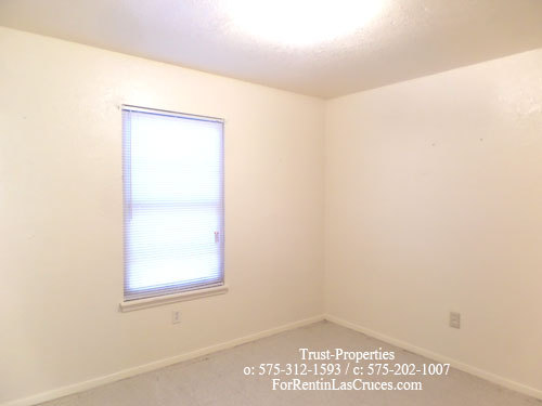 2 beds, 1 bath, 748 sqft, $795, Unit 1