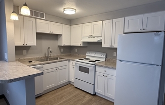 2760 Humboldt Road - 9