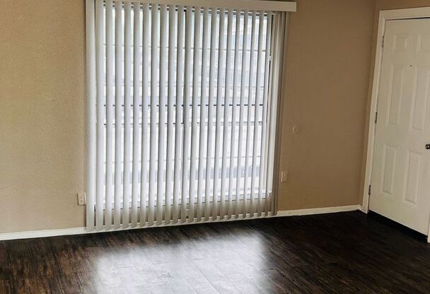 1 bed, 1 bath, 600 sqft, $1,150, Unit 2-218