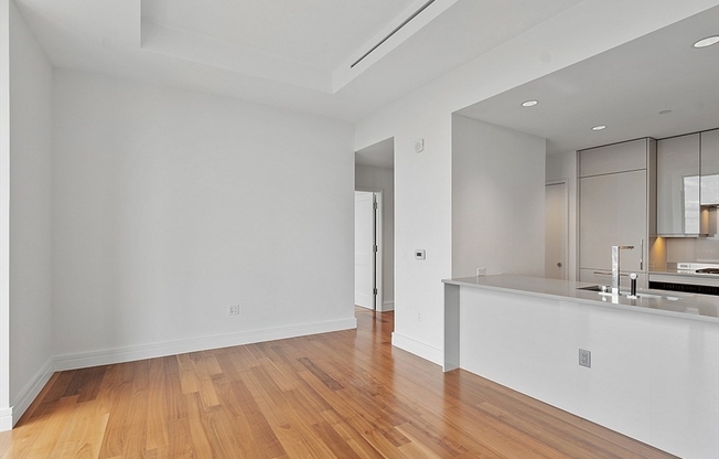 1 bed, 1.5 baths, 897 sqft, $8,950, Unit 2706