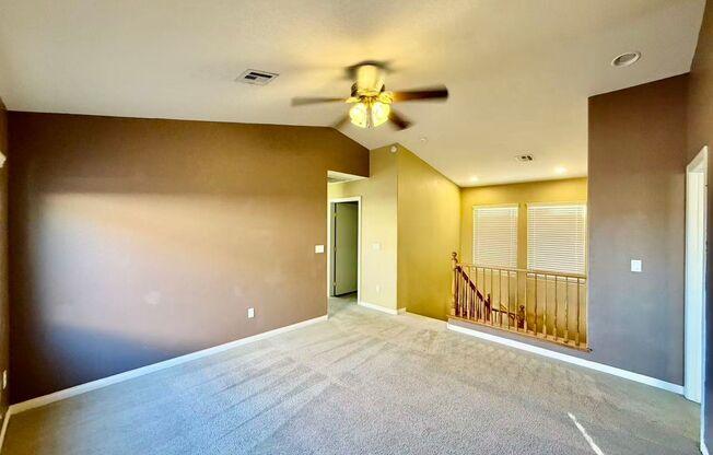 3 beds, 2.5 baths, $1,800