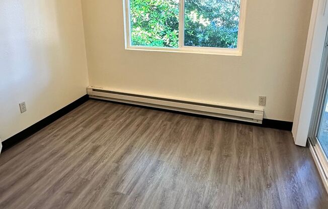 2 beds, 1 bath, 920 sqft, $1,500, Unit 7619-04